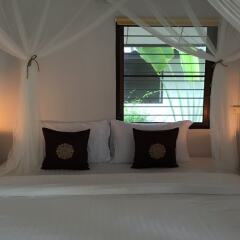 Отель Bambie Boutique Home & Resort сейф в номере