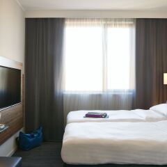 Отель Moxy Glasgow Merchant City Великобритания, Глазго - отзывы, цены и фото номеров - забронировать отель Moxy Glasgow Merchant City онлайн комната для гостей фото 3