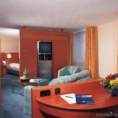 Atlantic Hotel Airport комната для гостей