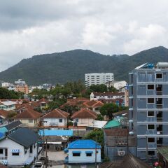 Отель Magnific Guesthouse Patong парковка