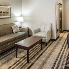 Comfort Suites Hudson I-94 in Hudson, United States of America from 136$, photos, reviews - zenhotels.com guestroom photo 2