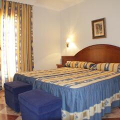 Отель Hostal Cabo Roche комната для гостей фото 4