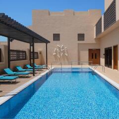 Отель Hyatt Place Dubai, Wasl District Дубай бассейн фото 2