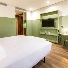Hotel Acteón Valencia Валенсия сейф в номере