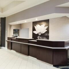 Отель La Quinta Inn & Suites Dallas North Central интерьер отеля