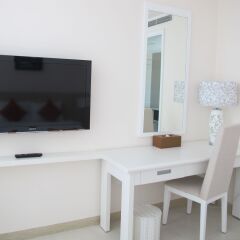 Nhi Phi Hotel удобства в номере фото 2
