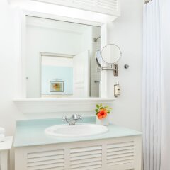 Отель Couples Tower Isle All Inclusive Ямайка, Очо-Риос - отзывы, цены и фото номеров - забронировать отель Couples Tower Isle All Inclusive онлайн ванная фото 2