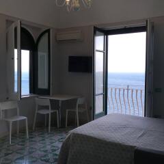 Отель Amalfi Design Италия, Амальфи - отзывы, цены и фото номеров - забронировать отель Amalfi Design онлайн комната для гостей фото 4