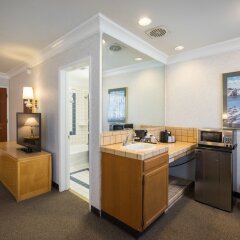 Отель Nob Hill Motor Inn удобства в номере фото 5