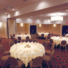 Отель Holiday Inn Columbus Downtown Capitol Square