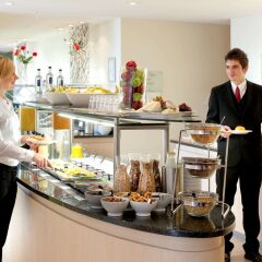 Отель Mercure Hotel Koln West Германия, Кёльн - 11 отзывов об отеле, цены и фото номеров - забронировать отель Mercure Hotel Koln West онлайн питание фото 3