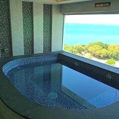 Апартаменты Cosy Beach View Luxury Apartments Паттайя бассейн фото 3