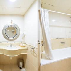 Crystal Plaza Hotel ванная