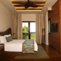 Отель Indura Beach & Golf Resort, Curio Collection by Hilton Гондурас, Тела - отзывы, цены и фото номеров - забронировать отель Indura Beach & Golf Resort, Curio Collection by Hilton онлайн комната для гостей фото 5