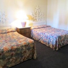 Отель Holiday Motel США, Лас-Вегас - отзывы, цены и фото номеров - забронировать отель Holiday Motel онлайн комната для гостей фото 4