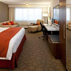 Отель Delta Hotels by Marriott Calgary South Канада, Калгари - отзывы, цены и фото номеров - забронировать отель Delta Hotels by Marriott Calgary South онлайн комната для гостей