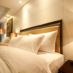Отель Adelphi Grande Sukhumvit By Compass Hospitality Бангкок комната для гостей фото 2