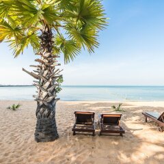 Отель Ravindra Beach Resort And Spa пляж фото 2