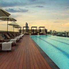 Отель Amari Residences Bangkok бассейн фото 2