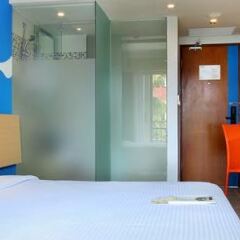 Отель Best Western Kuta Beach фото 7