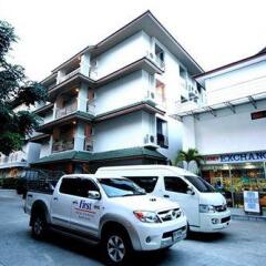 Samui First House Hotel городской автобус