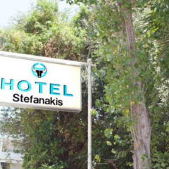 Отель Stefanakis Hotel & Apartments Греция, Вари-Вула-Вулиагмени - отзывы, цены и фото номеров - забронировать отель Stefanakis Hotel & Apartments онлайн парковка