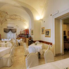 Отель Ristorante Vittoria Италия, Помпеи - 1 отзыв об отеле, цены и фото номеров - забронировать отель Ristorante Vittoria онлайн питание