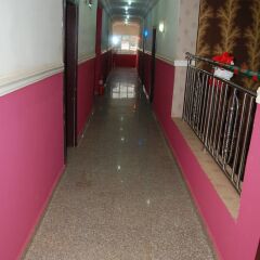 Отель Golden Valley Hotel Enugu Нигерия, Нсукка - отзывы, цены и фото номеров - забронировать отель Golden Valley Hotel Enugu онлайн парковка