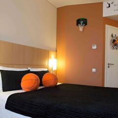 Отель Ibis Kaunas Centre Литва, Каунас - 9 отзывов об отеле, цены и фото номеров - забронировать отель Ibis Kaunas Centre онлайн сейф в номере