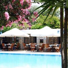Marphe Hotel Suite & Villas бассейн фото 3