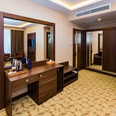 Отель Renaissance Palace Baku удобства в номере фото 2