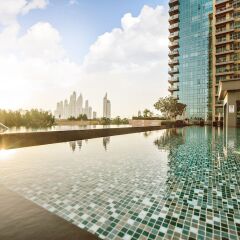 Отель One Perfect Stay - 2BR at Fairways бассейн