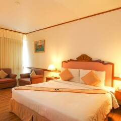 Royal Phuket City Hotel комната для гостей фото 7