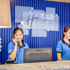 Отель Holiday Inn Resort Krabi Ao Nang Beach интерьер отеля