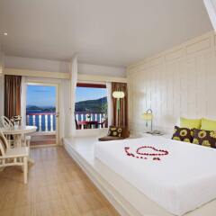 Отель Aquamarine Resort & Villa комната для гостей фото 5