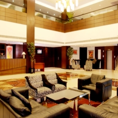 Отель Mapple Emerald интерьер отеля