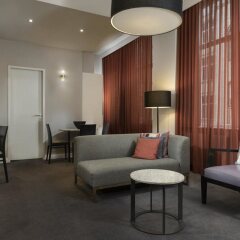 Отель Adina Apartment Hotel Berlin CheckPoint Charlie Германия, Берлин - 4 отзыва об отеле, цены и фото номеров - забронировать отель Adina Apartment Hotel Berlin CheckPoint Charlie онлайн комната для гостей