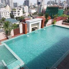 Апартаменты Montara Serviced Apartment Thonglor 25 Бангкок бассейн