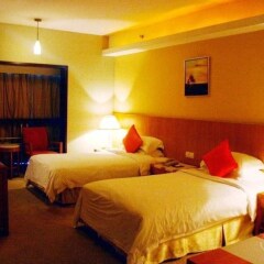 Jinhui Hotel-shenzhen Шэньчжэнь комната для гостей фото 2