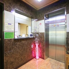Real Boutique Hotel интерьер отеля