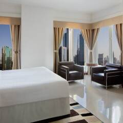 Отель Four Points By Sheraton Sheikh Zayed Road ОАЭ, Дубай - 1 отзыв об отеле, цены и фото номеров - забронировать отель Four Points By Sheraton Sheikh Zayed Road онлайн комната для гостей