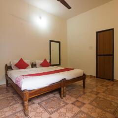 OYO 10035 Hotel Calangute Turista Гоа комната для гостей