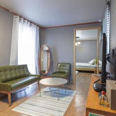 Cozzzy Guest House - Hostel комната для гостей фото 2