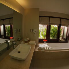 Отель Vinh Hung Emerald Resort ванная