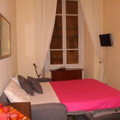 Отель ViaRoma Suites - Florence Италия, Флоренция - отзывы, цены и фото номеров - забронировать отель ViaRoma Suites - Florence онлайн комната для гостей фото 2