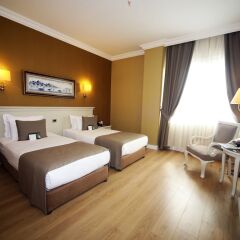 Bilek Istanbul Hotel Турция, Стамбул - 1 отзыв об отеле, цены и фото номеров - забронировать отель Bilek Istanbul Hotel онлайн