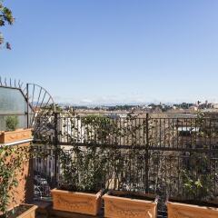Отель onefinestay - Trastevere private homes балкон