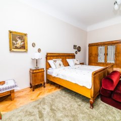 Spacious 3Bdr Apt with a Balcony in The Center! in Sarajevo, Bosnia and Herzegovina from 114$, photos, reviews - zenhotels.com guestroom photo 3