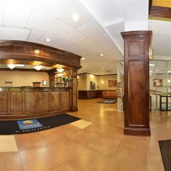 Отель Quality Inn & Suites New York Avenue гостиничный бар