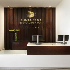 Отель Four Points by Sheraton Punta Cana Village Доминикана, Пунта Кана - отзывы, цены и фото номеров - забронировать отель Four Points by Sheraton Punta Cana Village онлайн интерьер отеля фото 2